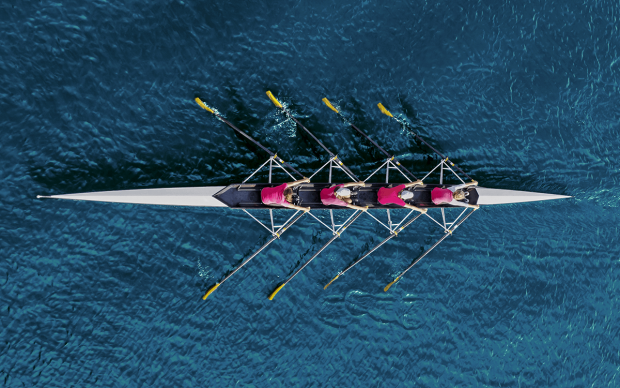 Ruderteam auf dem Wasser Ruderteam auf dem Wasser